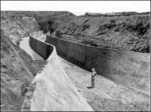 W.C. Austin Project: Construction of Main Canal, 1945