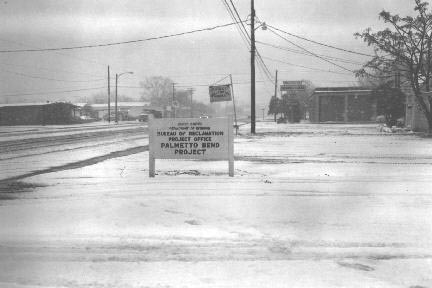 An unusual event in the Palmetto Bend area: snow. This snowfall occurred on January 11, 1973, during the construction of the dam