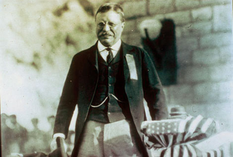 President Theodore Roosevelt at the dedication of Roosevelt Dam, March 18, 1911. (Reclamation photograph)