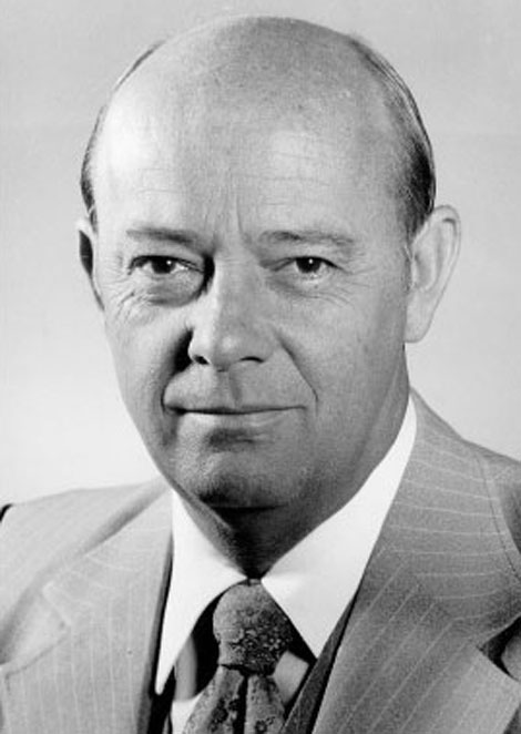 R. Keith Higginson, Commissioner, Bureau of Reclamation, 1977 - 1981. In 1957, Higginson earned his Bachelor of Science degree in Civil Engineering from Utah State University. His career in water management began as an engineer for water rights in the Utah State Engineer's Office from 1958 to 1965. He left Utah to direct Idaho's Department of Water Resources from 1965 to 1977. After Higginson's confirmation as Commissioner in 1977, the Bureau of Reclamation changed its name to the Water and Power Resources Service (WPRS). Other controversies of his term included defending President Jimmy Carter's 'hit list' of Western water projects and initiation of policy that eventually became the Reclamation Reform Act.