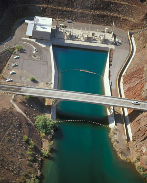 Aerial view of the Mark Wilmer pumping plant located near Lake Havasu, Arizona. One of fourteen pumping plants located along the 336-mile long delivery system, lifting water 3,000 feet.