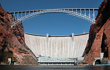 Glen Canyon Dam. (Reclamation photograph)