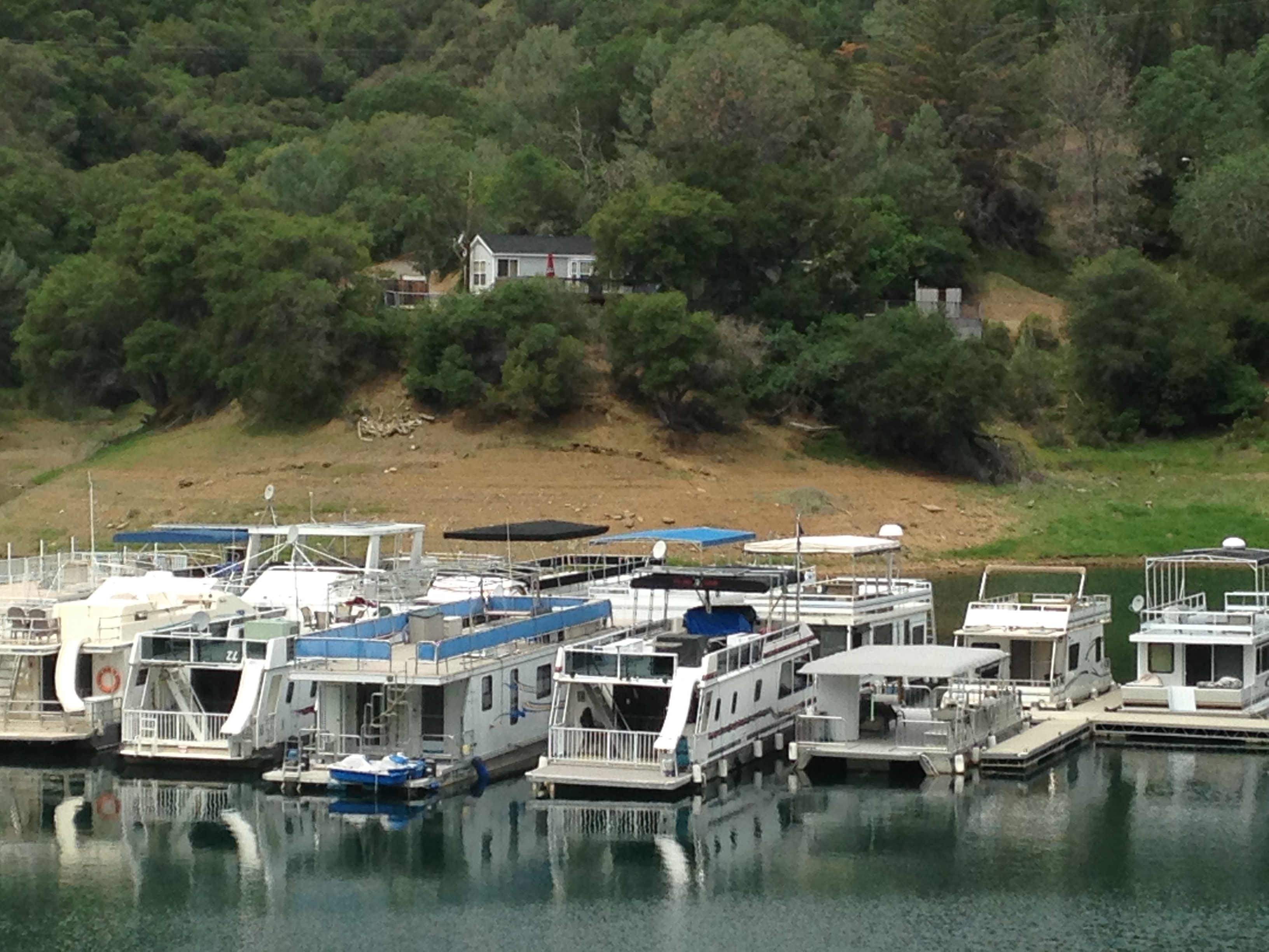 Photo of houseboats