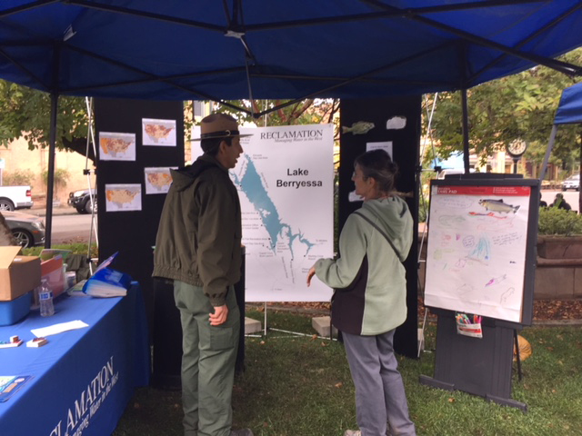 Park ranger teaches visitor about Lake Berryessa