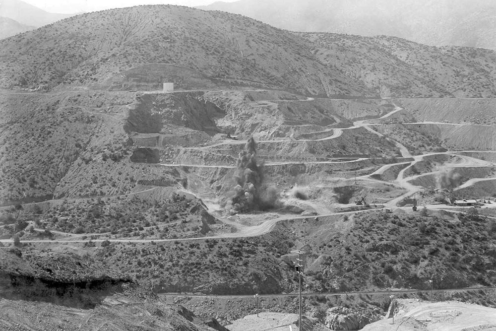 Shasta Dam excavation