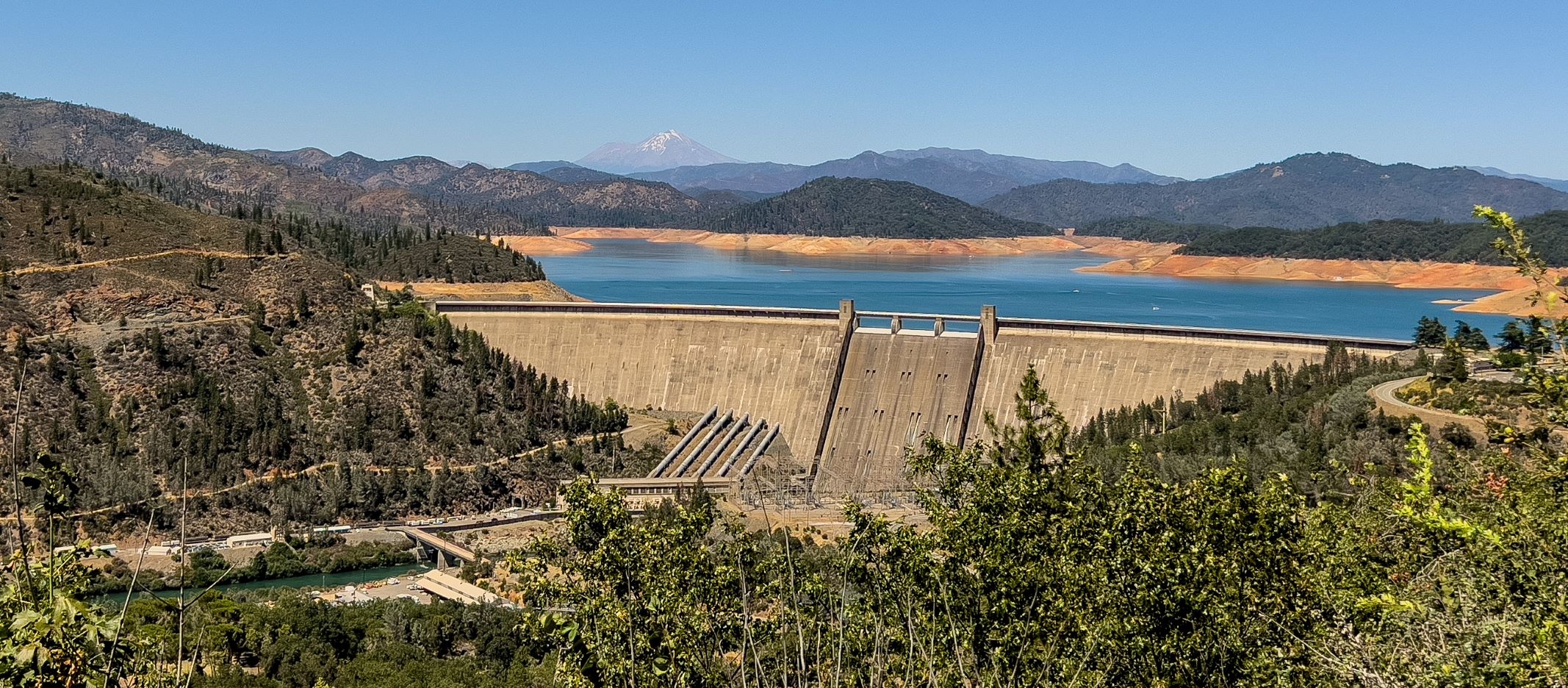 Livingston Stone National Fish Hatchery in the foreground of Shasta Dam.