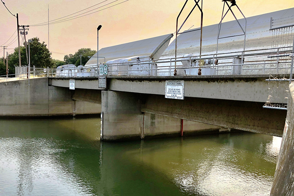 Delta Cross Channel gates open (USBR/Todd Plain)