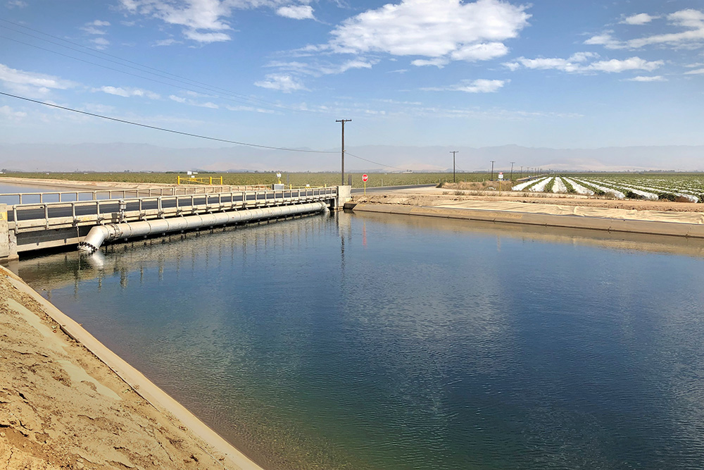 Friant Kern Canal (USBR/Adam Nickels)