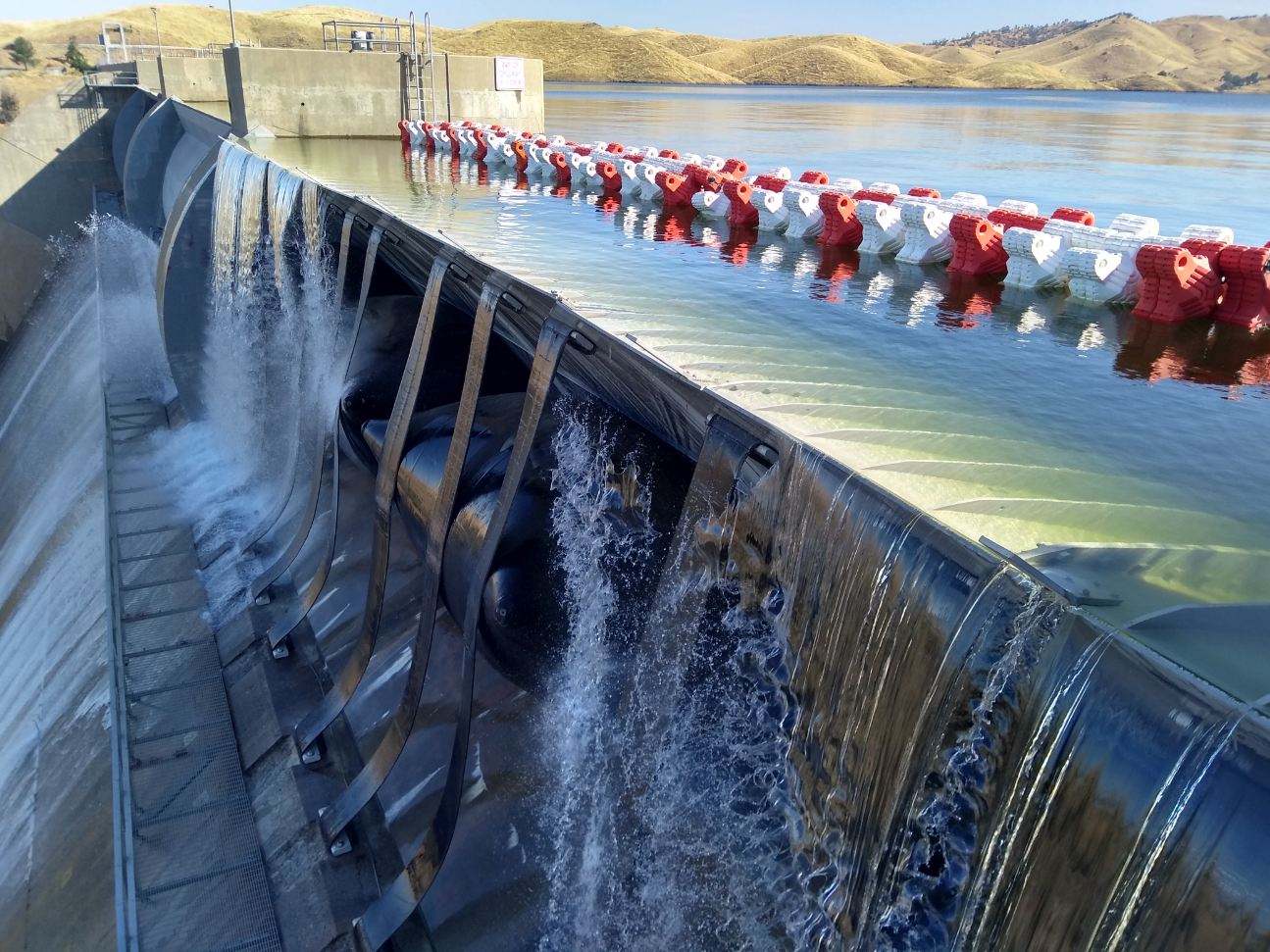 Friant Dam spillway gate testing July 9, 2019 (Reclamation photo by Duane Stroup)