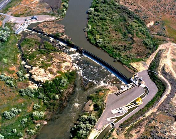 Three Mile Falls Dam
