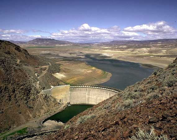 Warm Springs Dam