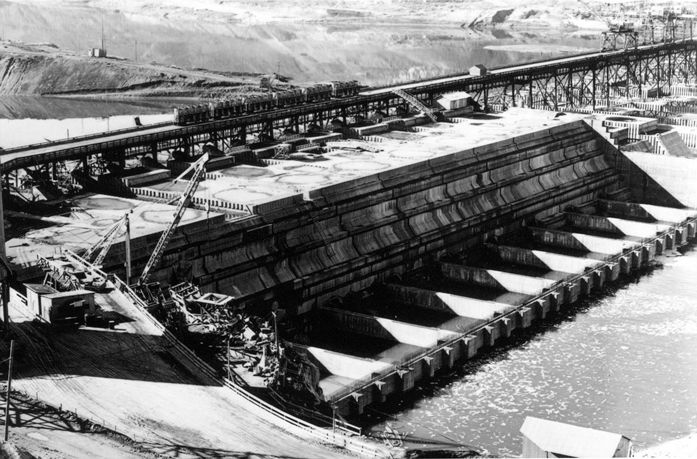 Photo taken March 9, 1938. East side view of Grand Coulee Dam.