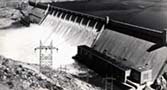  View of the Grand Coulee Dam from the west side cliffs.