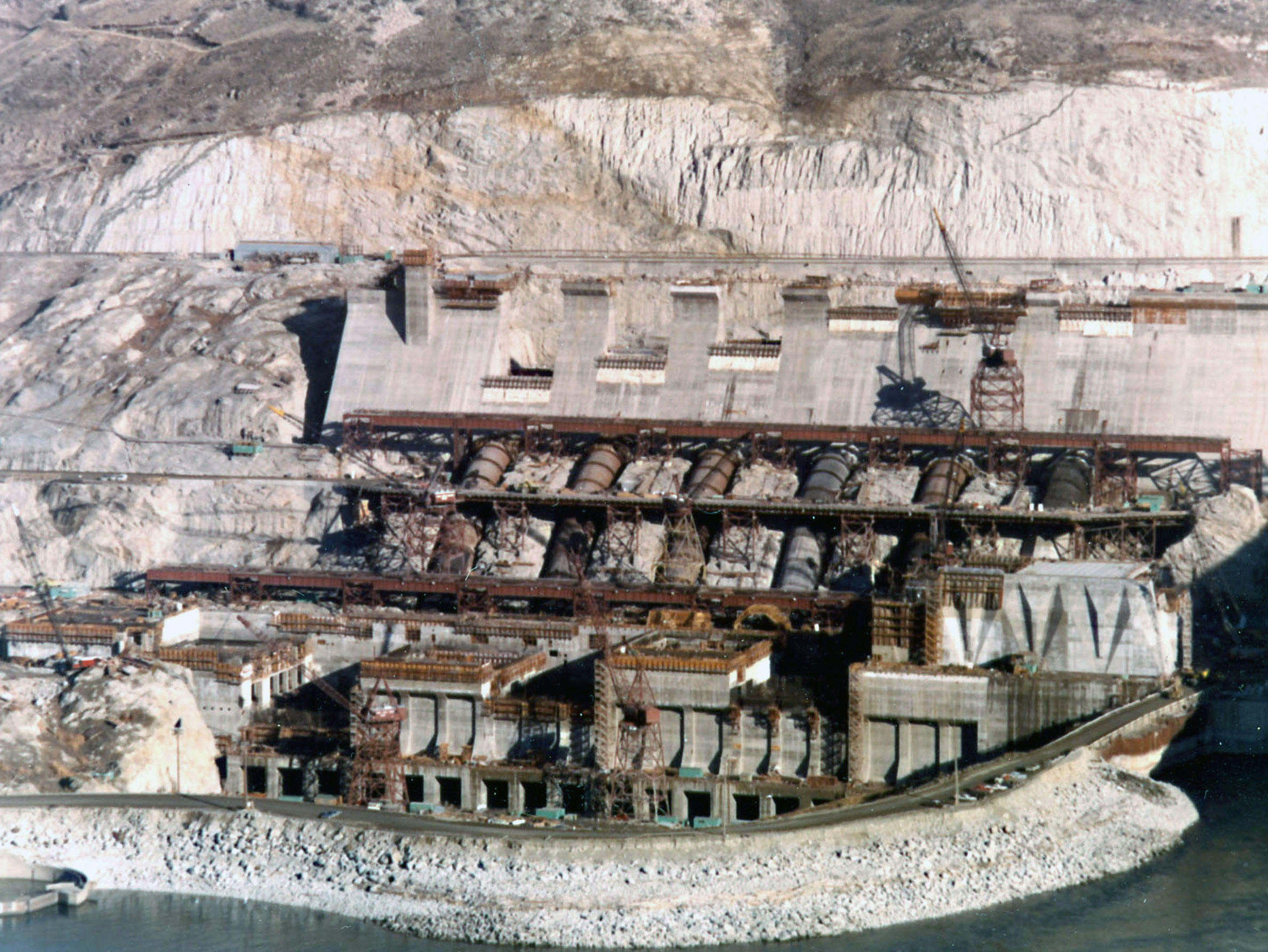 February 21, 1973. Nathaniel Washington Power Plant construction at Grand Coulee Dam.