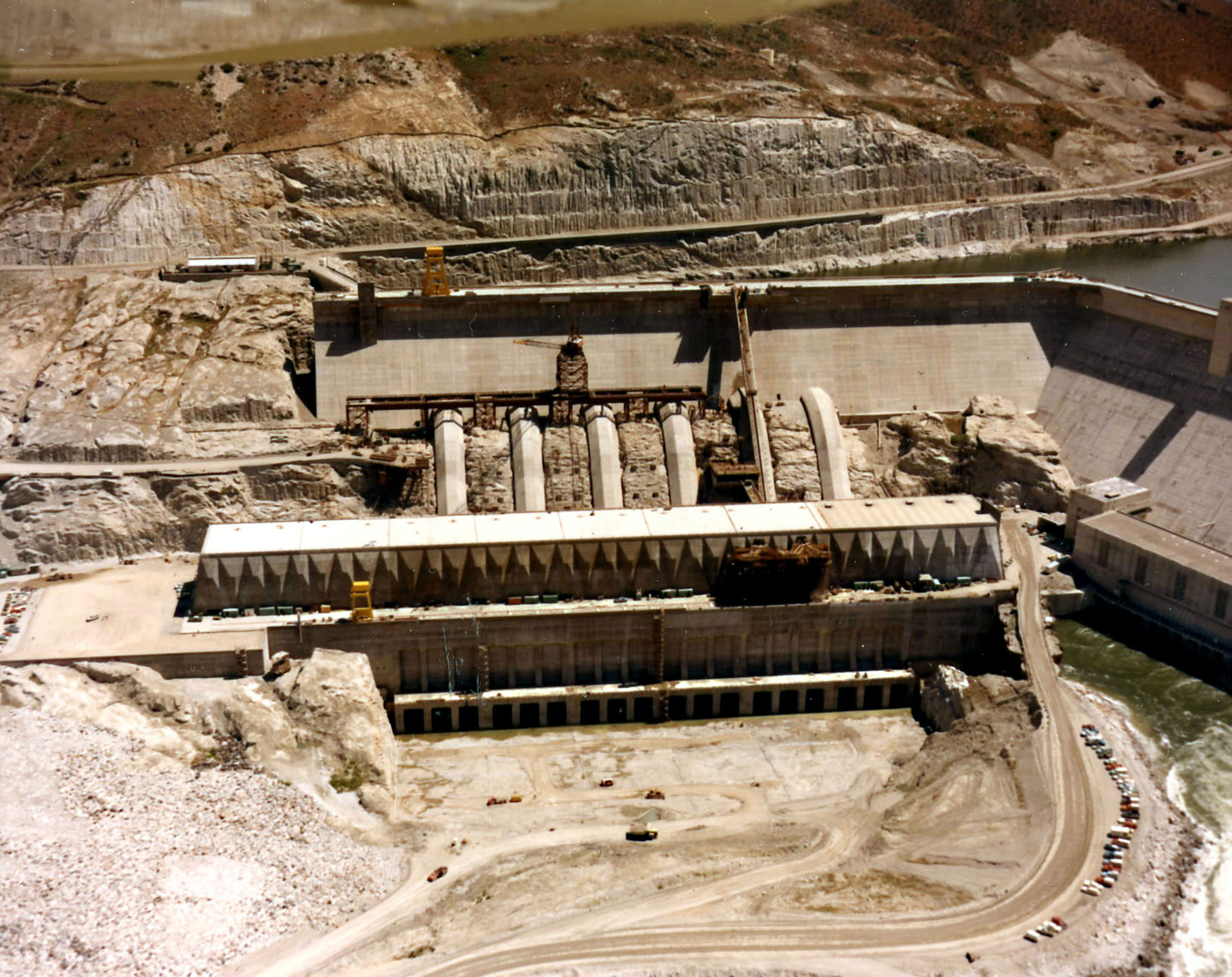 May 28, 1974. Nathaniel Washington Power Plant construction at Grand Coulee Dam.