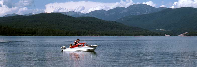 boating on Hungry Horse Reservoir