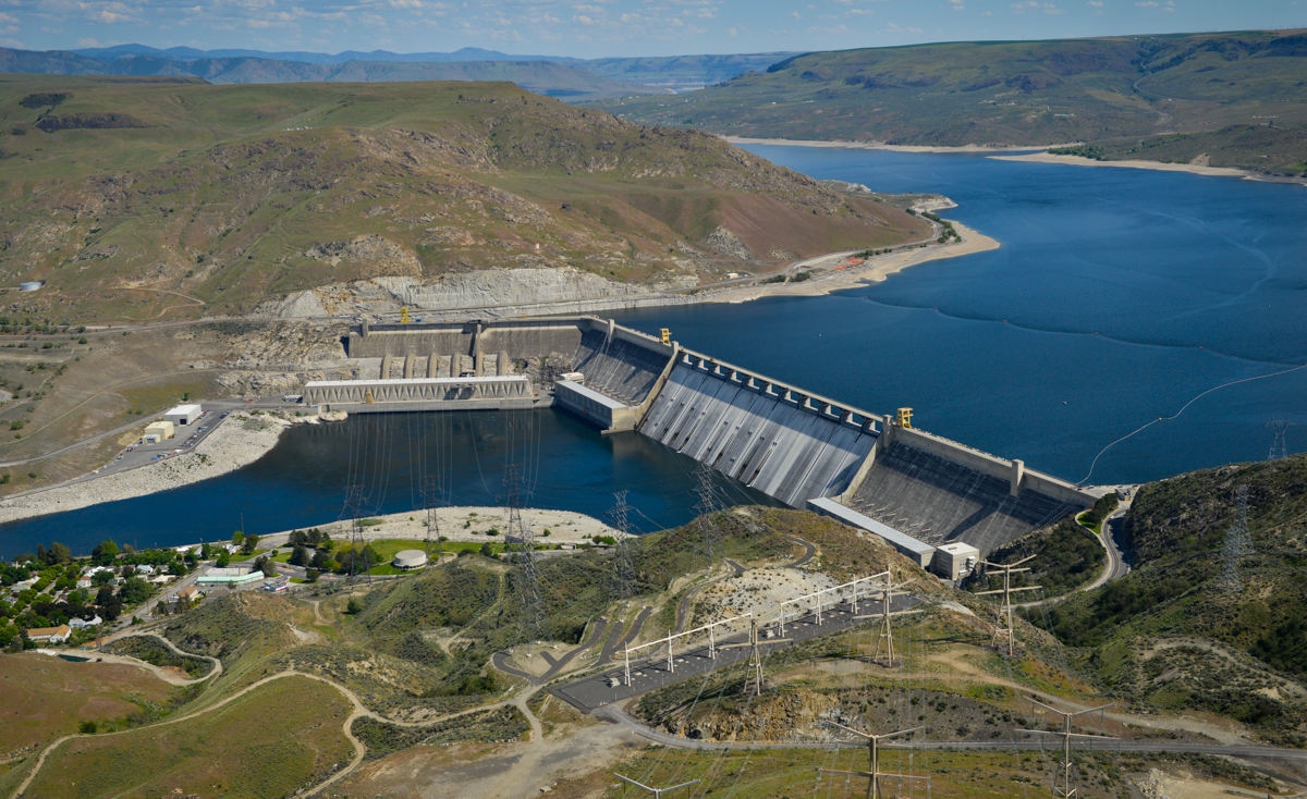 Aerial photo of Grand Coulee Dam.