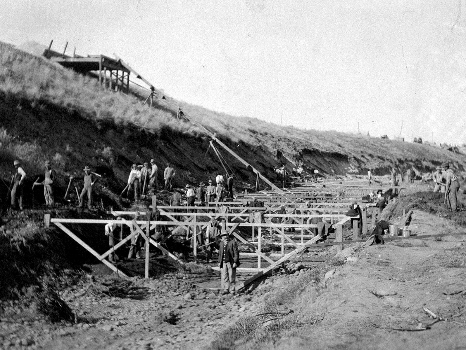 Initial work for the New York (Main) Canal near Boise, Idaho, c. 1910.