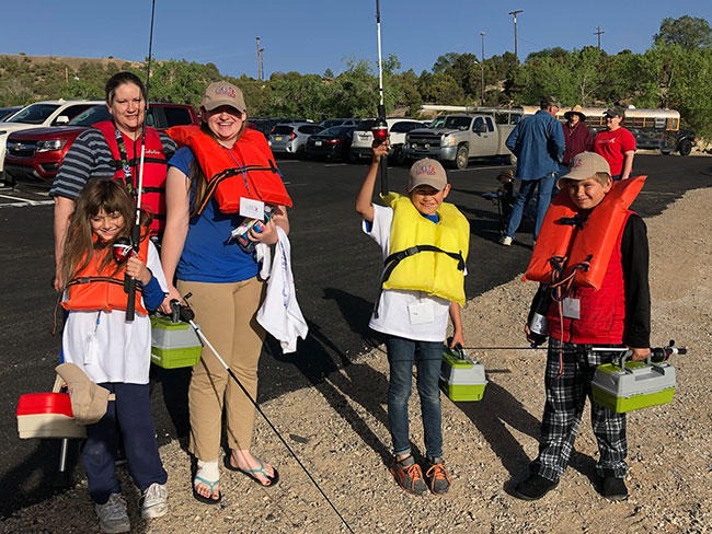 C.A.S.T. for Kids anglers getting ready to go fishing