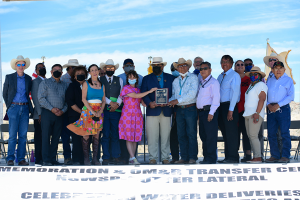 Cutter Lateral completion and transfer ceremony group photo 